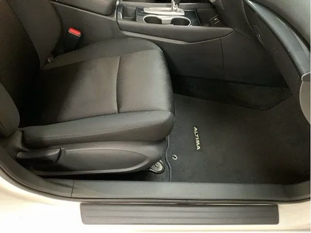 Nissan altima 2018 - afbeelding 38 van  53