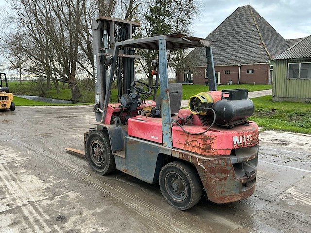 Nissan bf03a40 vorkheftruck - afbeelding 23 van  32