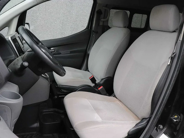 Nissan e-nv200 evalia connect edition van 2014 | 4-zkr-51 - afbeelding 21 van  25