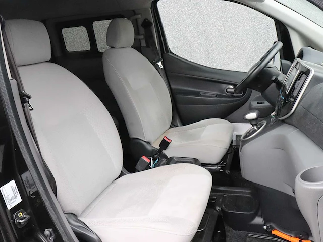 Nissan e-nv200 evalia connect edition van 2014 | 4-zkr-51 - afbeelding 23 van  25