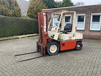 Nissan eh2a25u vorkheftruck
