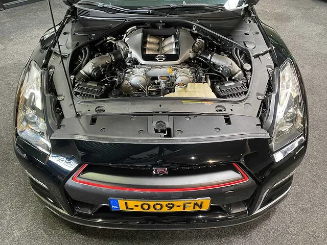 Nissan gt-r 3.8 v6 automaat 2019, l-009-fn - afbeelding 14 van  35