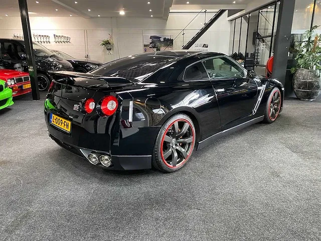Nissan gt-r 3.8 v6 automaat 2019, l-009-fn - afbeelding 30 van  35