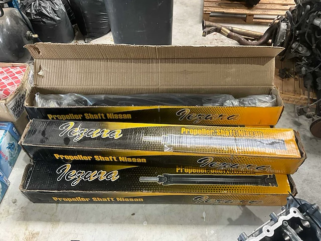 Nissan kardan as (6x) - afbeelding 1 van  3