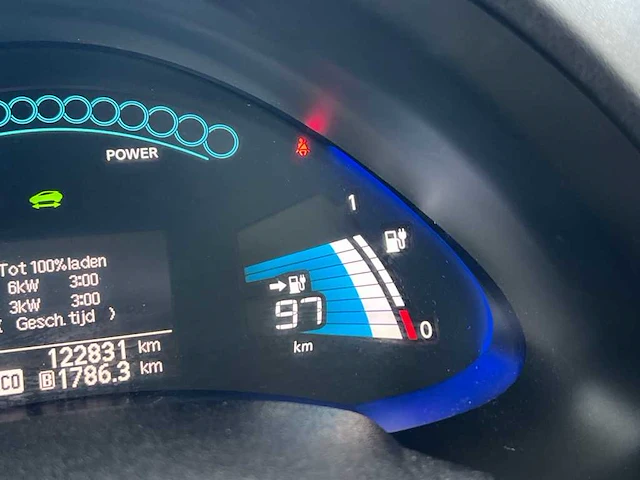 Nissan leaf tekna 30 kwh , pl-314-t - afbeelding 2 van  25
