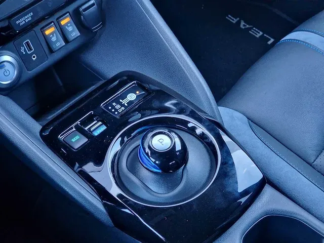 Nissan leaf tekna 40 kwh | s-236-ps - afbeelding 13 van  33