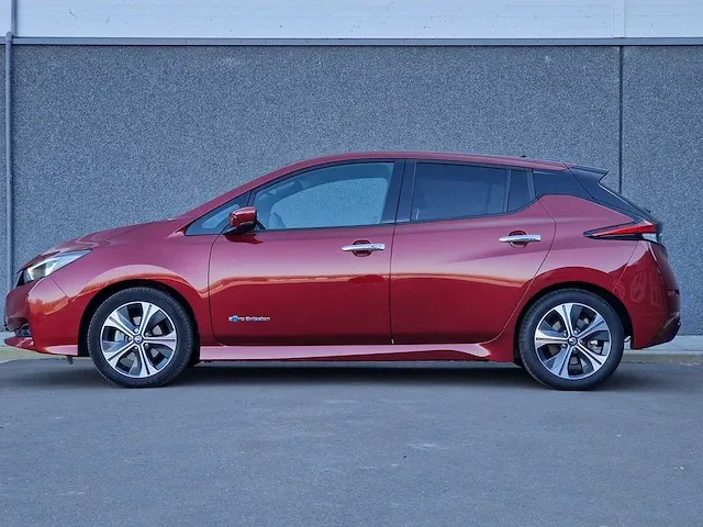 Nissan leaf tekna 40 kwh | s-236-ps - afbeelding 17 van  33