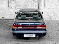 Nissan maxima qx 2.0 v6 se 140pk 1996, nl-zn-98 - afbeelding 4 van  30
