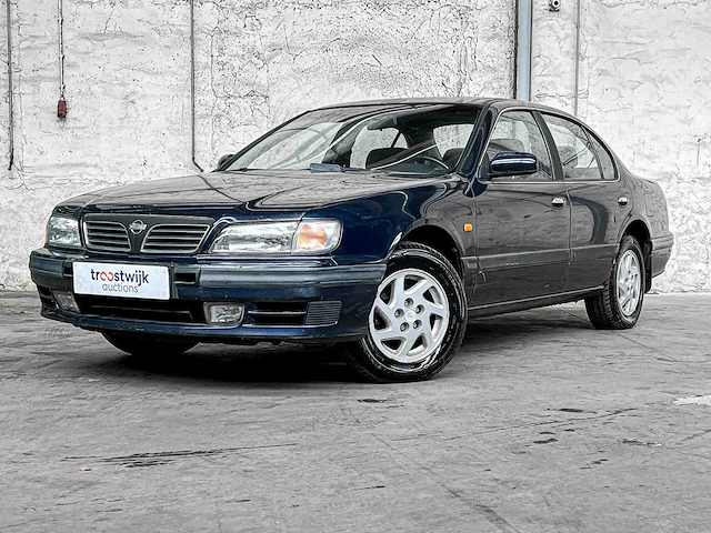 Nissan maxima qx 2.0 v6 se 140pk 1996, nl-zn-98 - afbeelding 1 van  30