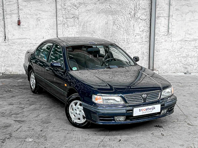 Nissan maxima qx 2.0 v6 se 140pk 1996, nl-zn-98 - afbeelding 27 van  30