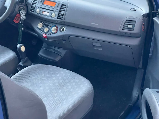Nissan micra 1.2 visia 80pk 2003, 68-lk-df - afbeelding 24 van  31