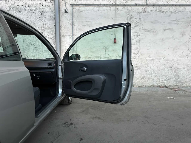 Nissan micra 1.5dci e-vision 65pk 2004, 49-ps-tf - afbeelding 26 van  31