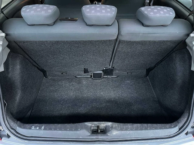 Nissan micra 1.5dci e-vision 65pk 2004, 49-ps-tf - afbeelding 27 van  31