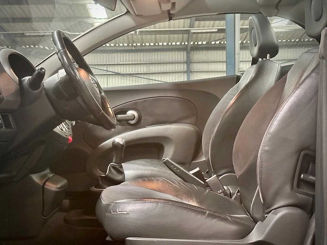 Nissan micra c+c 1.6 tekna plus , 76-st-tp - afbeelding 14 van  15