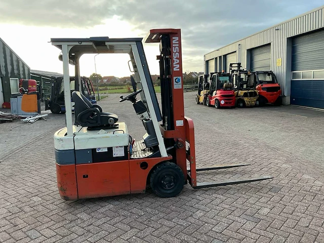 Nissan n01l13u vorkheftruck - afbeelding 8 van  12