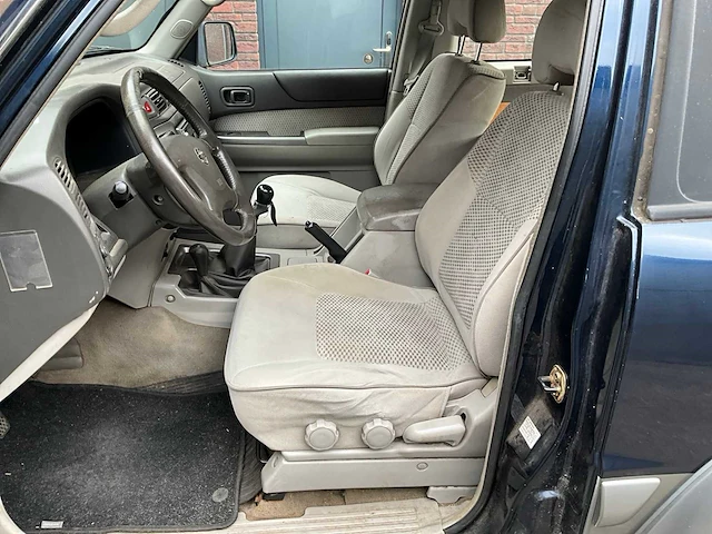 Nissan patrol gr 3.0 di comfort base - bedrijfswagen - afbeelding 4 van  13