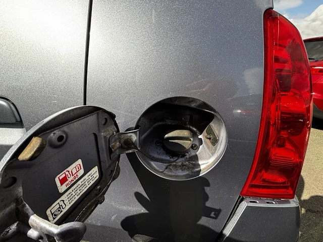 Nissan pixo 1 0i visia,2010 - afbeelding 9 van  33