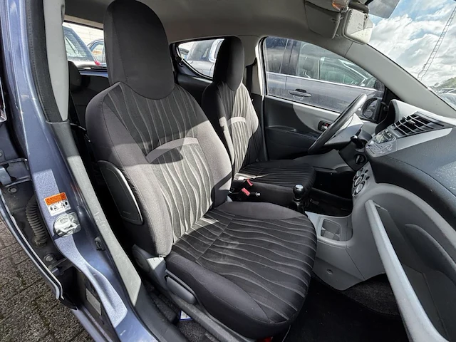 Nissan pixo 1 0i visia,2010 - afbeelding 13 van  33