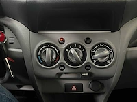 Nissan pixo 1.0 acenta 68pk 2010, 95-nxn-5 - afbeelding 21 van  26