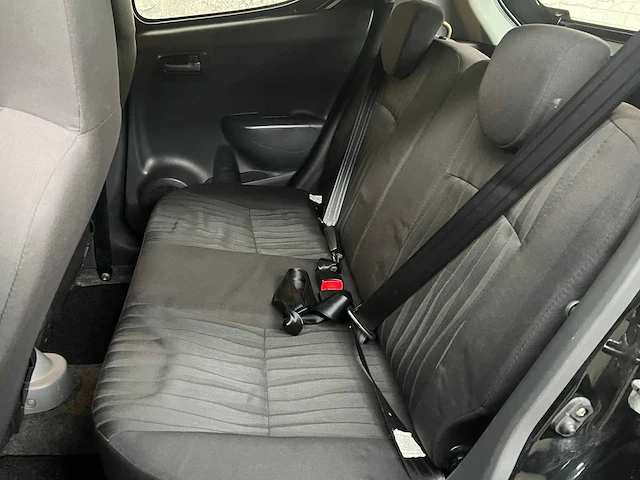 Nissan pixo 1.0 acenta 68pk 2010, 95-nxn-5 - afbeelding 23 van  26