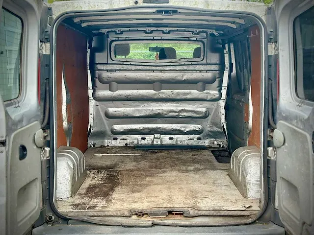 Nissan primastar 145.27 2.5 dci 310l dc, 1-vbz-86 - afbeelding 13 van  13