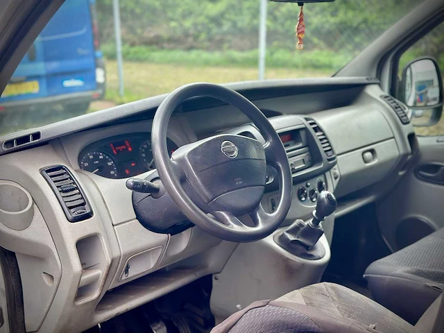 Nissan primastar 145.27 2.5 dci 310l dc, 1-vbz-86 - afbeelding 10 van  13