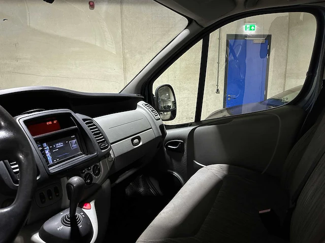 Nissan primastar 2.0 dci l2h1 acenta automaat 2011 bedrijfswagen, 2-vkx-66 - afbeelding 5 van  36