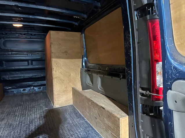 Nissan primastar 2.0 dci l2h1 acenta automaat 2011 bedrijfswagen, 2-vkx-66 - afbeelding 22 van  36