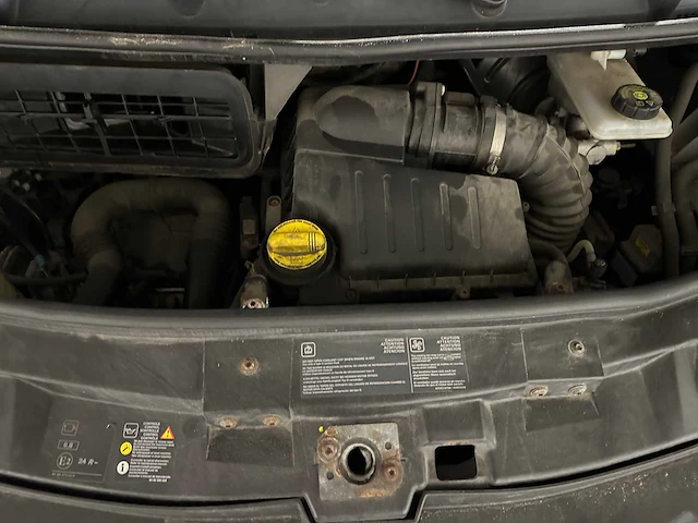 Nissan primastar 2.0 dci l2h1 acenta automaat 2011 bedrijfswagen, 2-vkx-66 - afbeelding 29 van  36