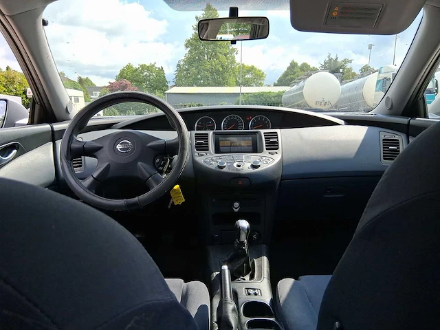 Nissan primera estate 1.8 visia 2005 | 98-rb-fb - afbeelding 20 van  28