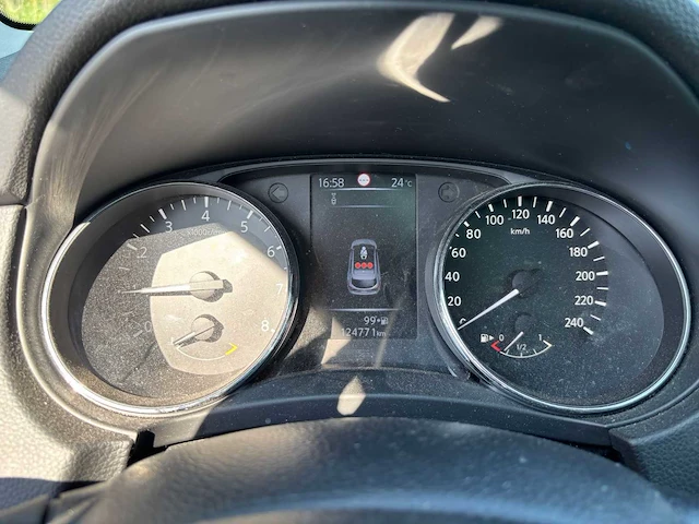 Nissan qashqai 1.2 connect edition; 2-xbz-19 - afbeelding 11 van  19
