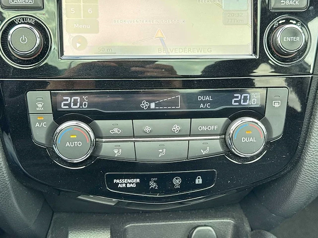 Nissan qashqai 1.2 connect edition 2015 | gs-686-t i - afbeelding 17 van  38