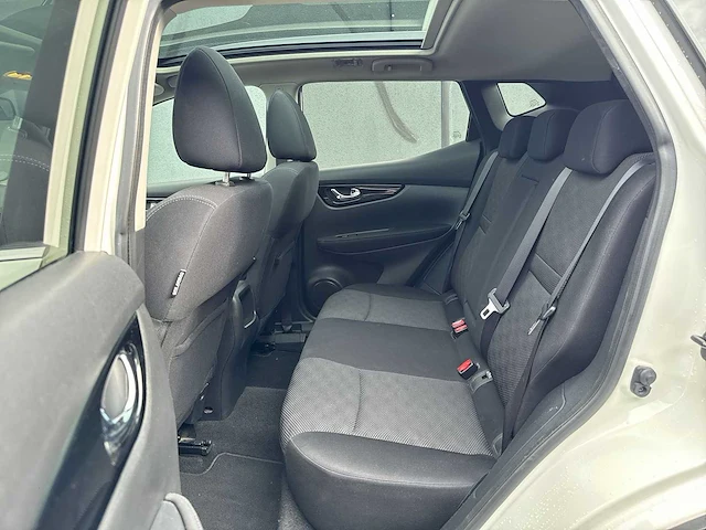 Nissan qashqai 1.2 connect edition 2015 | gs-686-t i - afbeelding 21 van  38