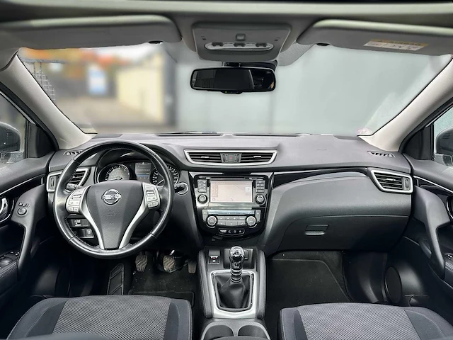 Nissan qashqai 1.2 connect edition 2015 | gs-686-t i - afbeelding 24 van  38