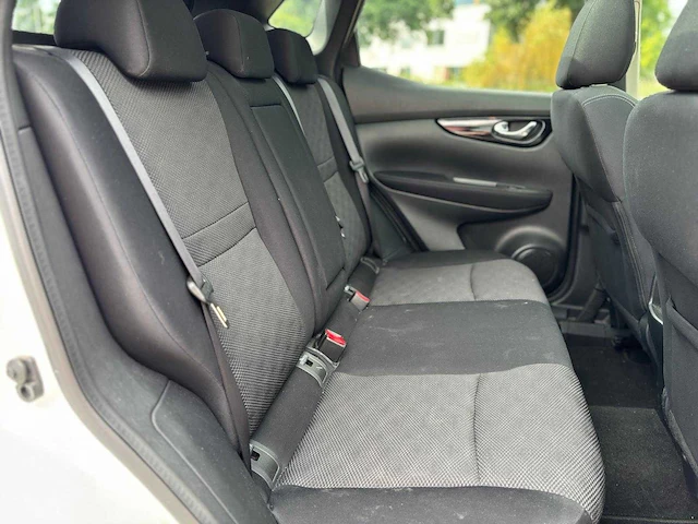 Nissan qashqai 1.2 connect edition , ; hb-358-g - afbeelding 15 van  18