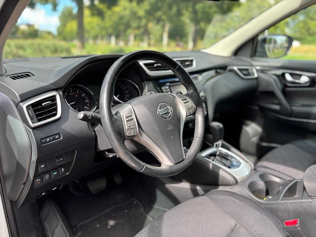 Nissan qashqai 1.2 connect edition , ; hb-358-g - afbeelding 17 van  18
