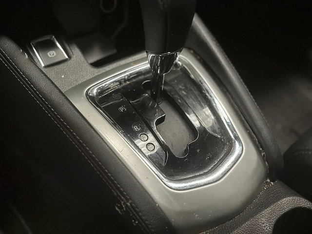 Nissan qashqai 1.2 n-vision ; nr-590-p - afbeelding 4 van  14