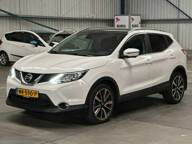Nissan qashqai 1.2 n-vision ; nr-590-p - afbeelding 1 van  14