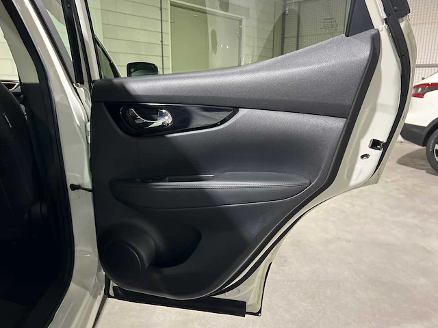 Nissan qashqai 1.2 tekna 116pk 2015, zt-405-g - afbeelding 22 van  41