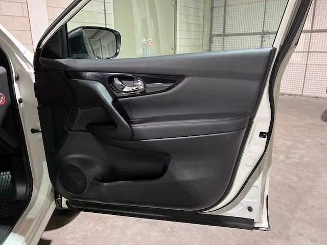 Nissan qashqai 1.2 tekna 116pk 2015, zt-405-g - afbeelding 24 van  41