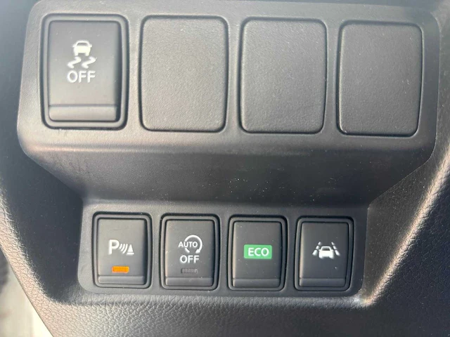 Nissan qashqai 1.2 tekna automaat; 6-zlx-15 - afbeelding 8 van  17