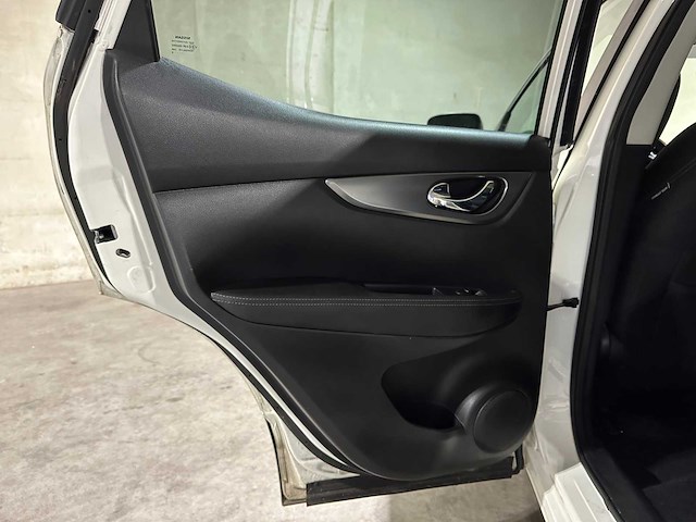Nissan qashqai 1.3 dig-t n-connect 140pk 2019, l-595-rb - afbeelding 28 van  42