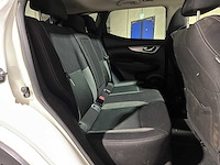 Nissan qashqai 1.3 dig-t n-connect 140pk 2019, l-595-rb - afbeelding 32 van  42