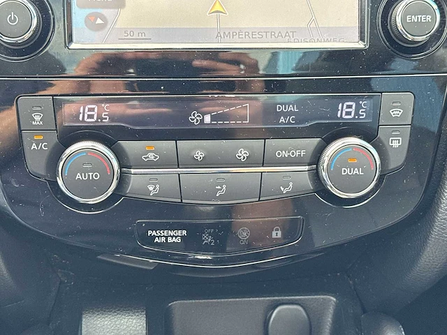 Nissan qashqai 1.6 tekna 2015 | gs-856-v - afbeelding 15 van  32