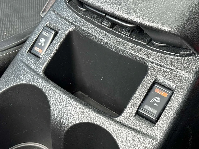 Nissan qashqai 1.6 tekna 2015 | gs-856-v - afbeelding 16 van  32