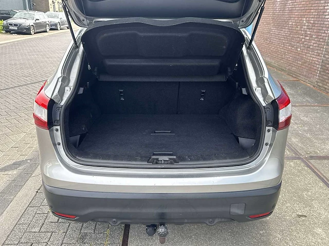 Nissan qashqai 1.6 tekna 2015 | gs-856-v - afbeelding 18 van  32