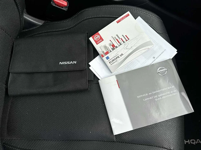 Nissan qashqai 1.6 tekna 2015 | gs-856-v - afbeelding 24 van  32