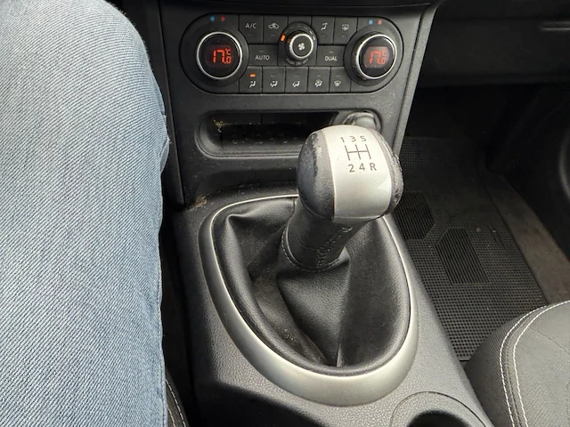 Nissan qashqai 1.6i 2wd visia, 2011 - afbeelding 4 van  32