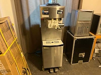 Nissei na 3344 giant combi softijs- en milkshakemachine