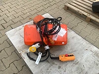 Nitchi d2 elektrische kettingtakel - afbeelding 2 van  3